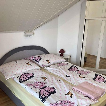 Apartment Siofok, Lake Balaton 1 Buitenkant foto