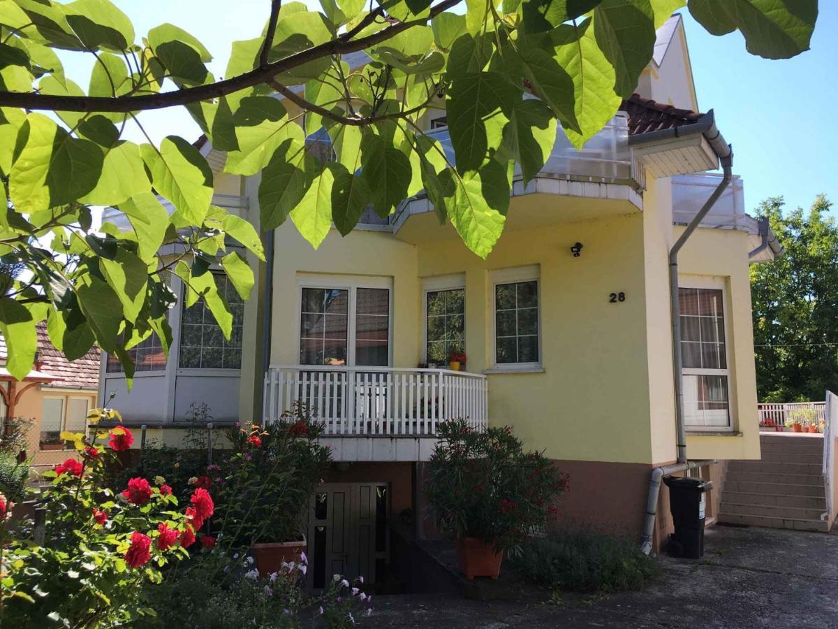 Apartment Siofok, Lake Balaton 1 Buitenkant foto